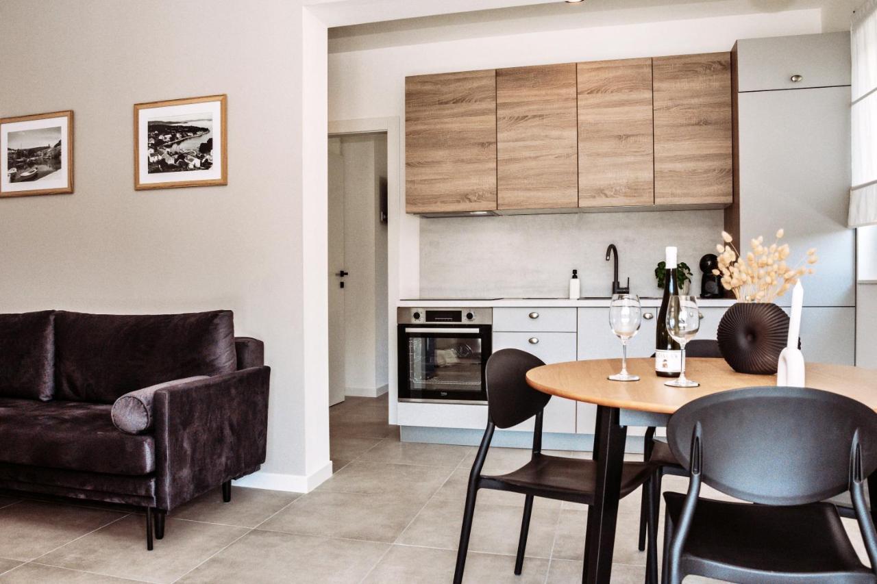 Sol Luxury Near The With Shared Heated Pool *