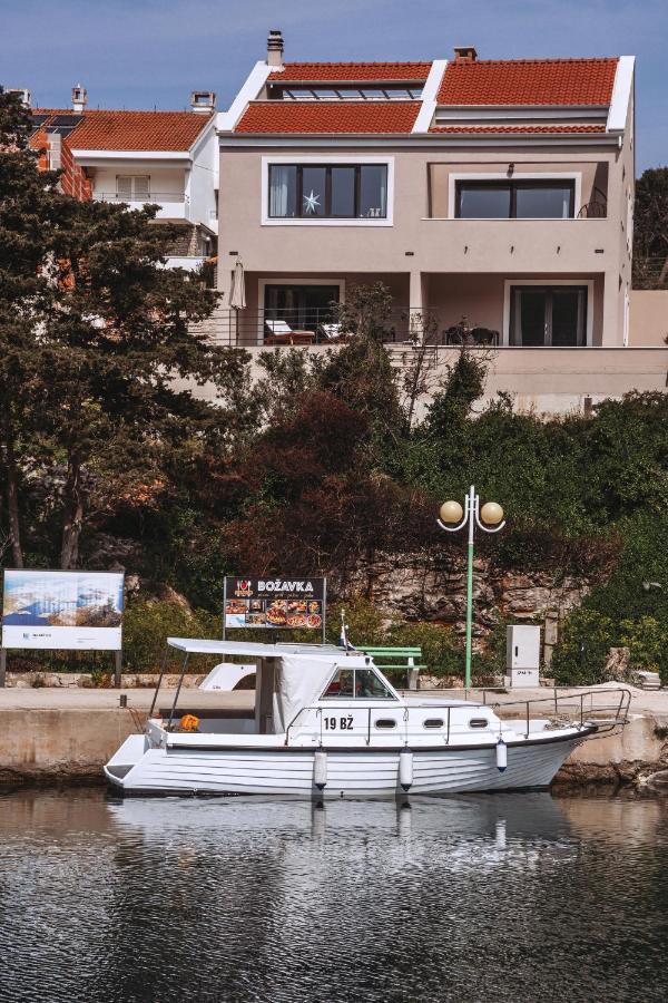 Sol Luxury Near The With Shared Heated Pool *