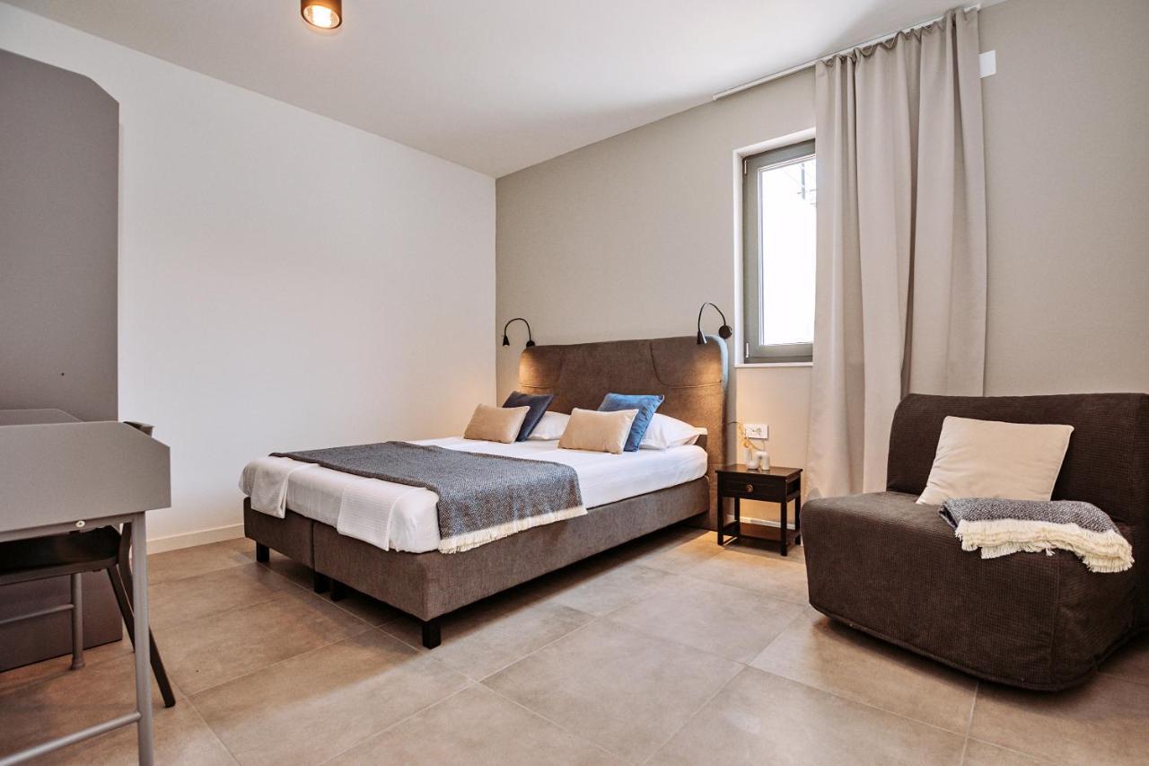 Sol Luxury Near The With Shared Heated Pool Božava