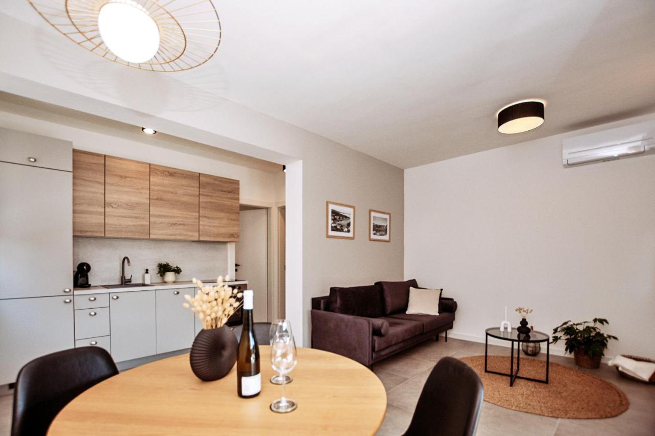 Sol Luxury Near The With Shared Heated Pool