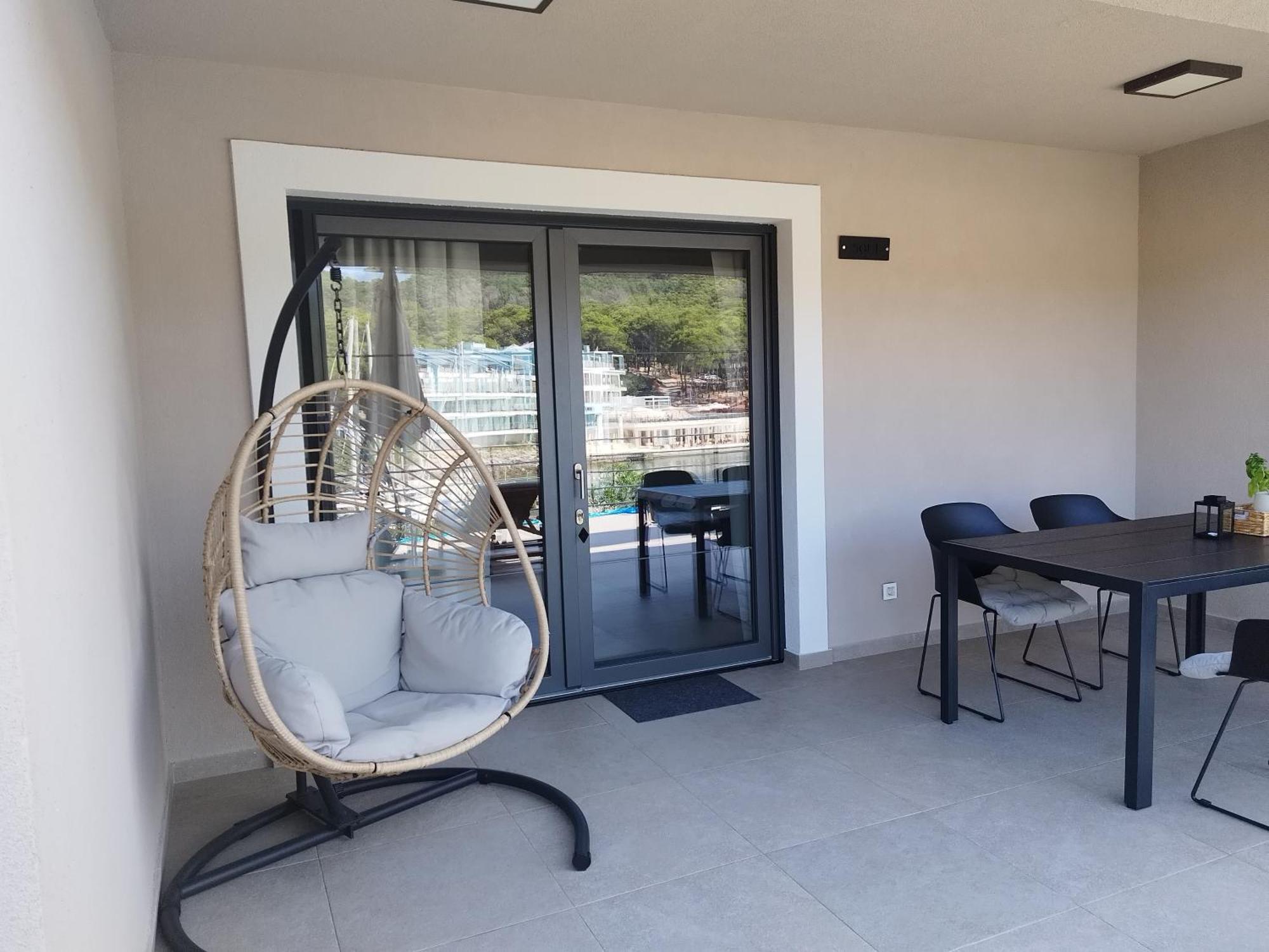 Apartment Sol Luxury Near The With Shared Heated Pool *